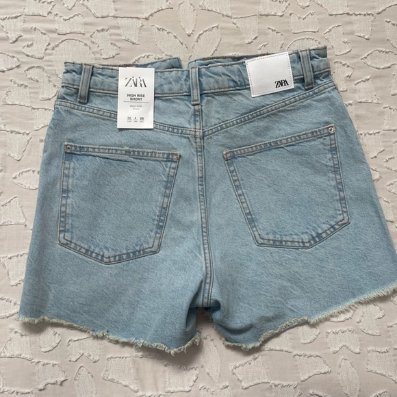 Zara High waisted Jean Shorts - Picture 2 of 2